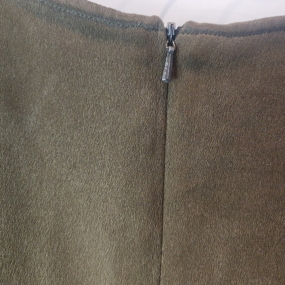 Jones New York Womens 100 Silk Khaki Green Pencil Skirt Midi Knee Zip Back - Picture 4 of 8